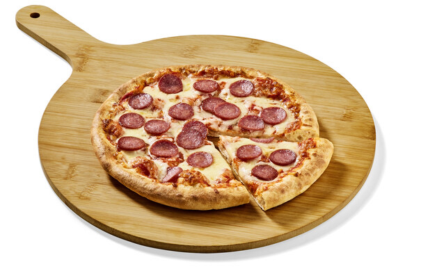 Steinofenpizza Piccola Salame mit Salami und Mozzarella